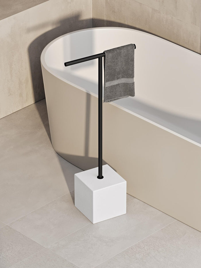 Freestanding Black Towel Rack Stand – Minimalist Bathroom Floor Holder, No Drill Installation