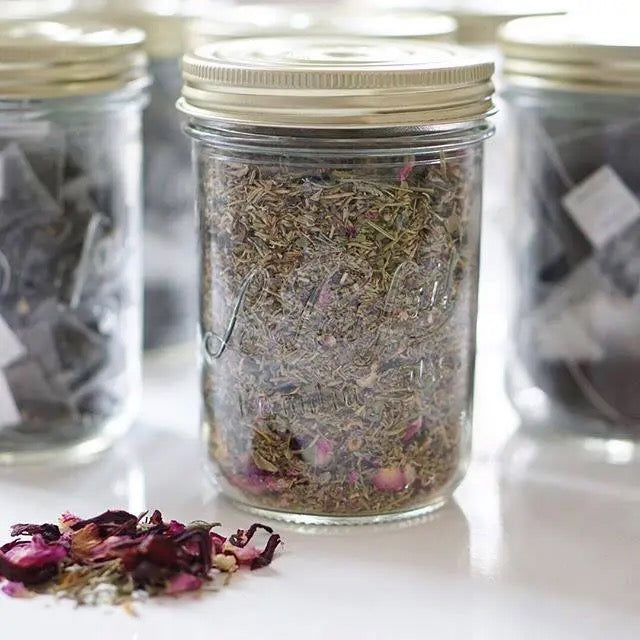 Mason Jar - Le Parfait with Screw Top Lids