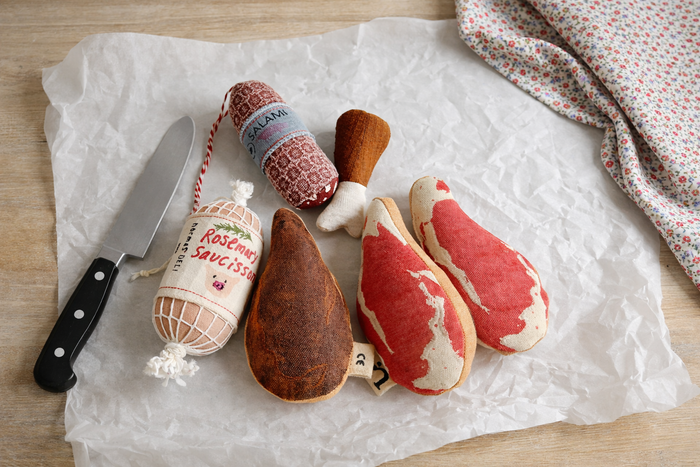 Ribeye Steak Toy – Raw & Cooked Sides - 1 Pcs